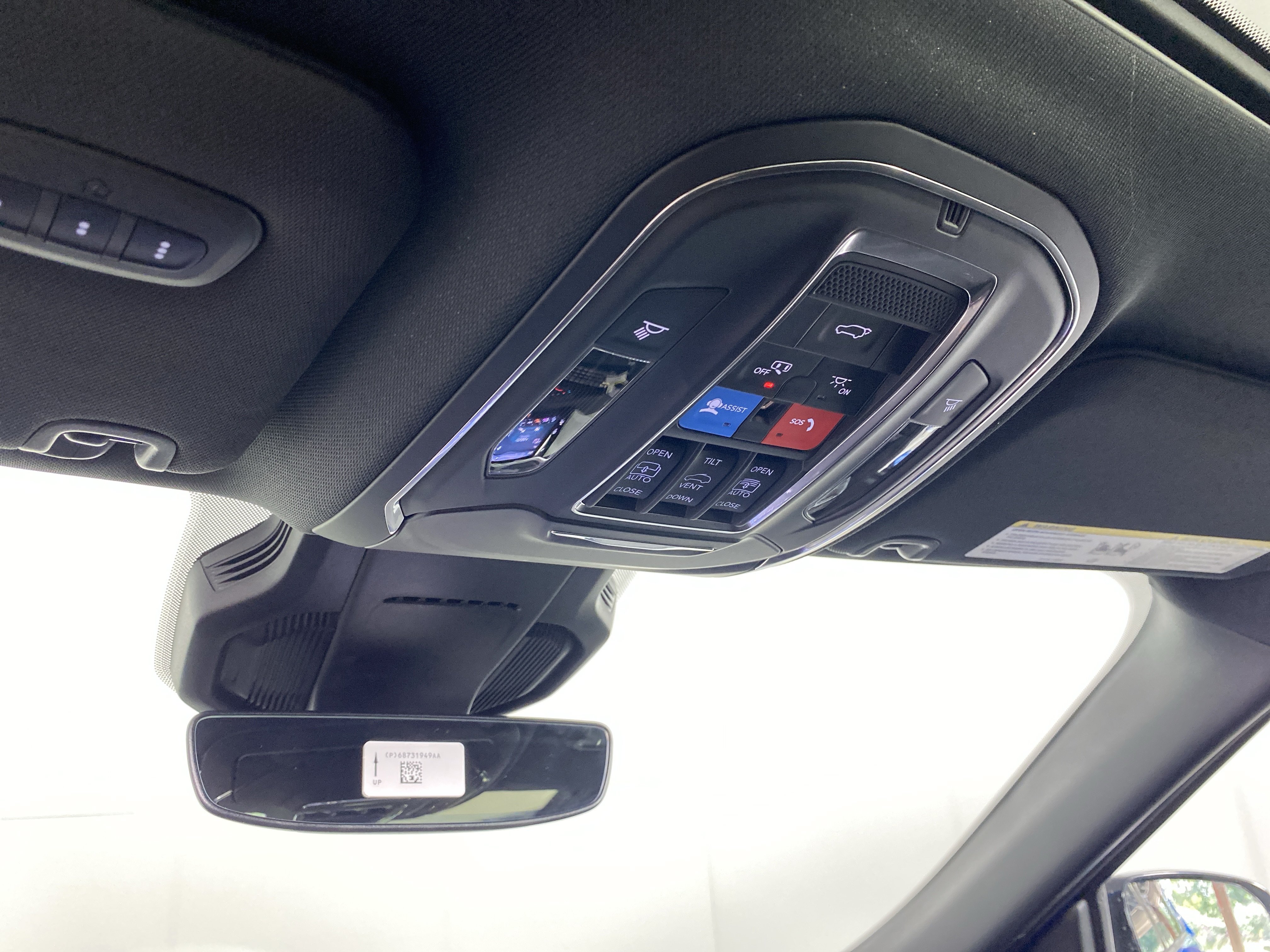 New 2026 Jeep Cherokee Limited AWD/4WD image 31
