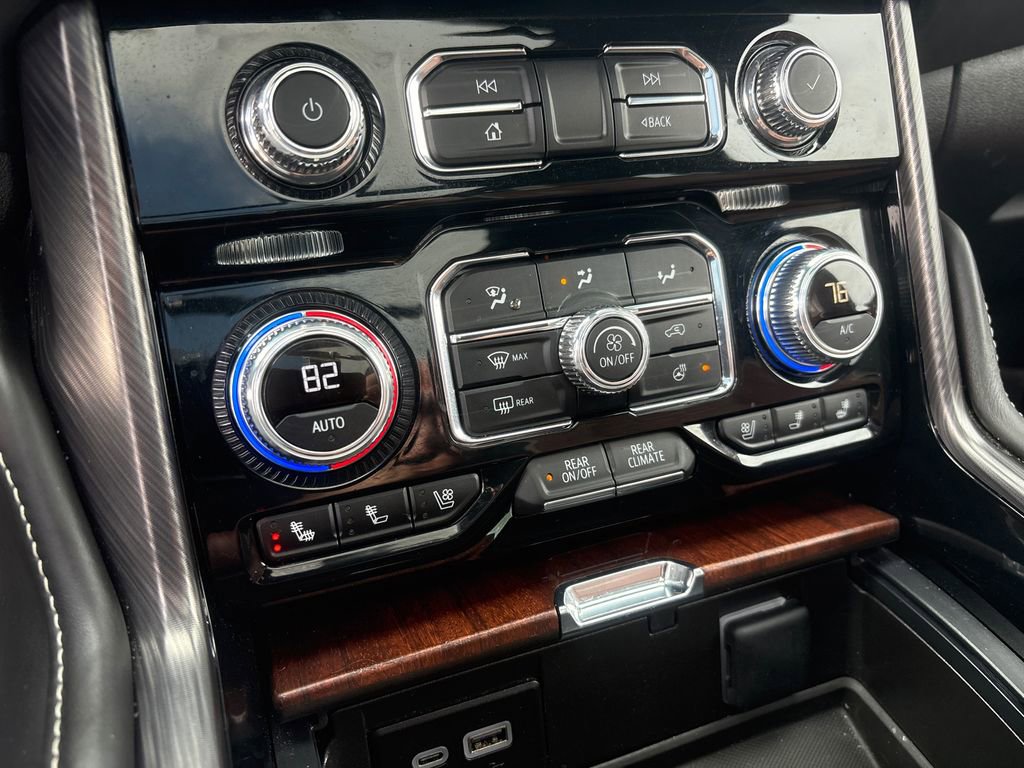 Used 2024 GMC Yukon XL Denali Ultimate image 28