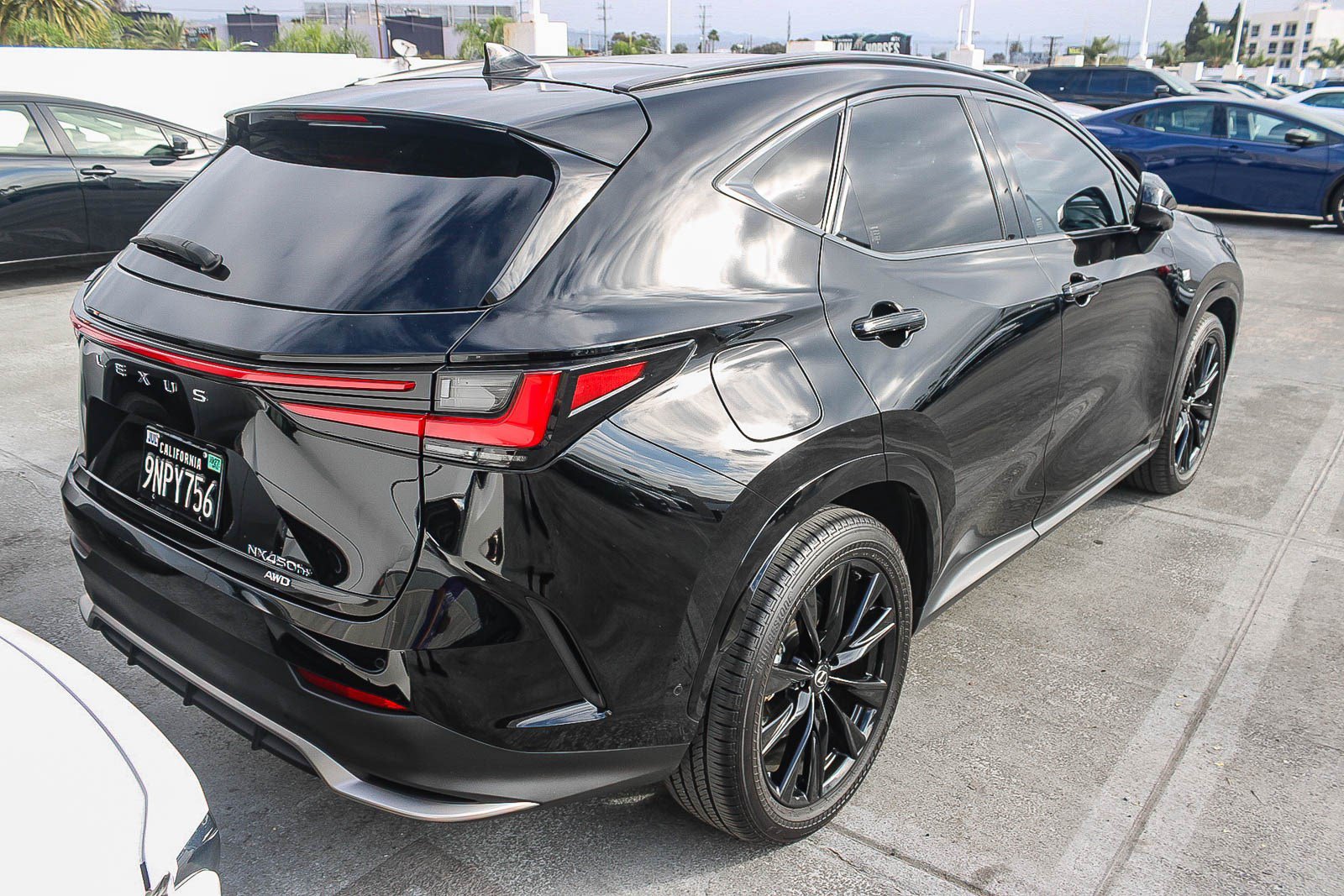 Used 2025 Lexus NX 450h+ F Sport w/ Towing Package (2000 Lbs) AWD/4WD image 15