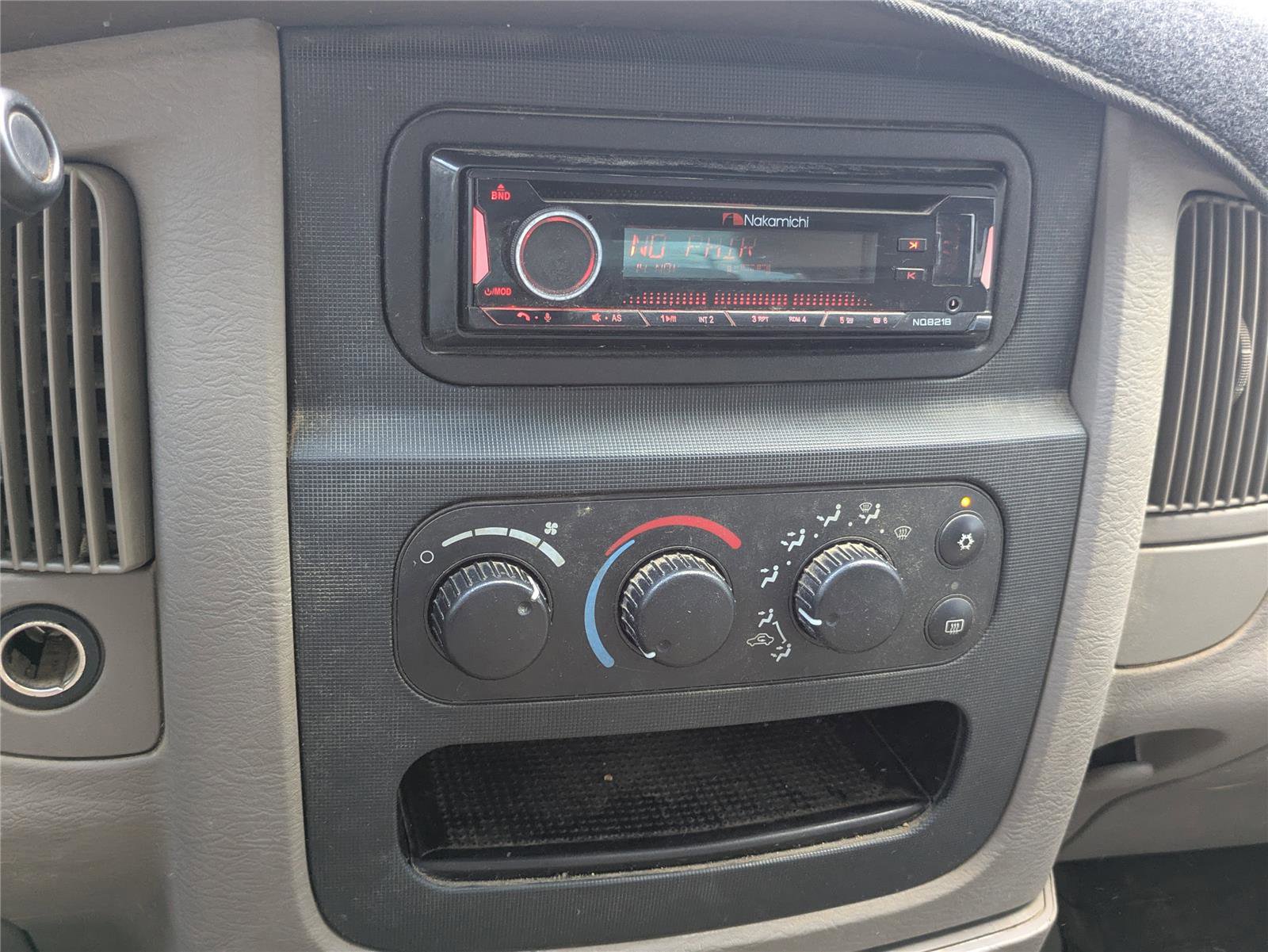 Used 2004 Dodge Ram 3500 Truck ST w/ Trailer Tow Group RWD image 21