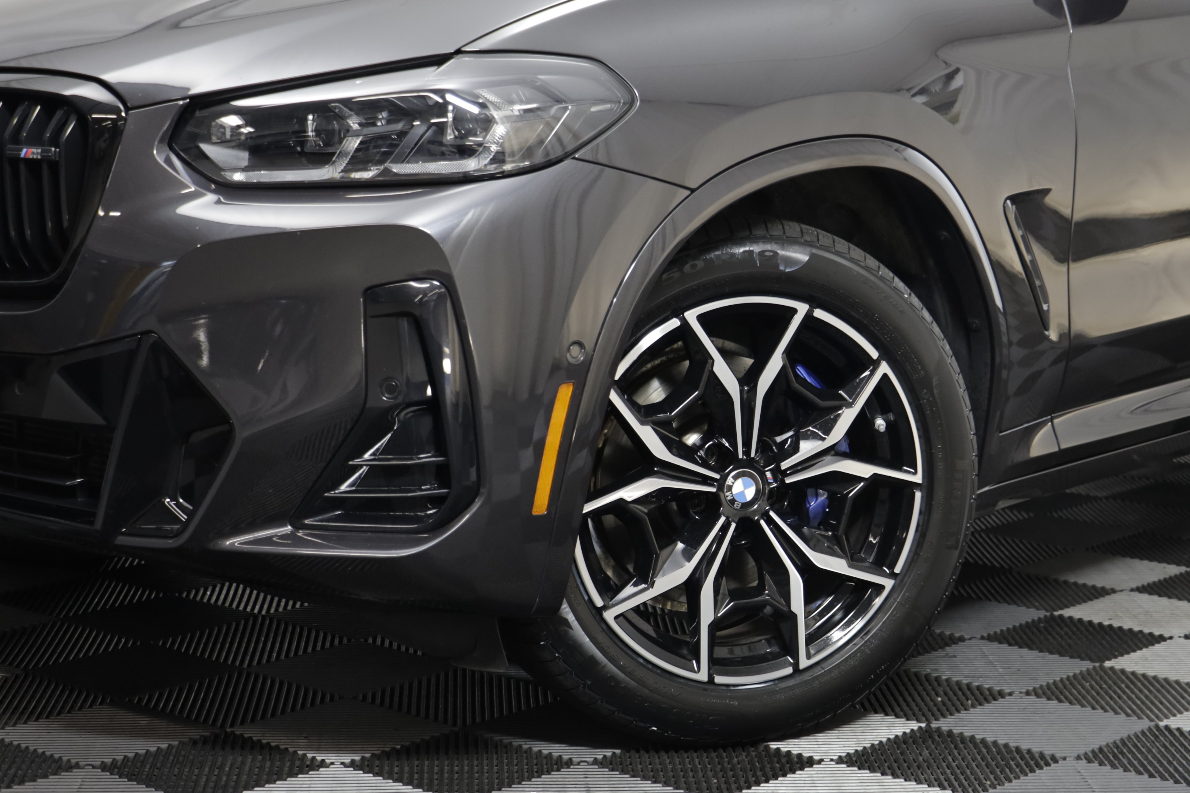 Used 2024 BMW X3 M40i AWD/4WD image 3