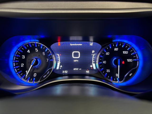 Used 2025 Chrysler Pacifica Select FWD image 20