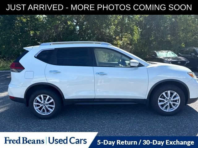 Used 2018 Nissan Rogue SV AWD/4WD image 9