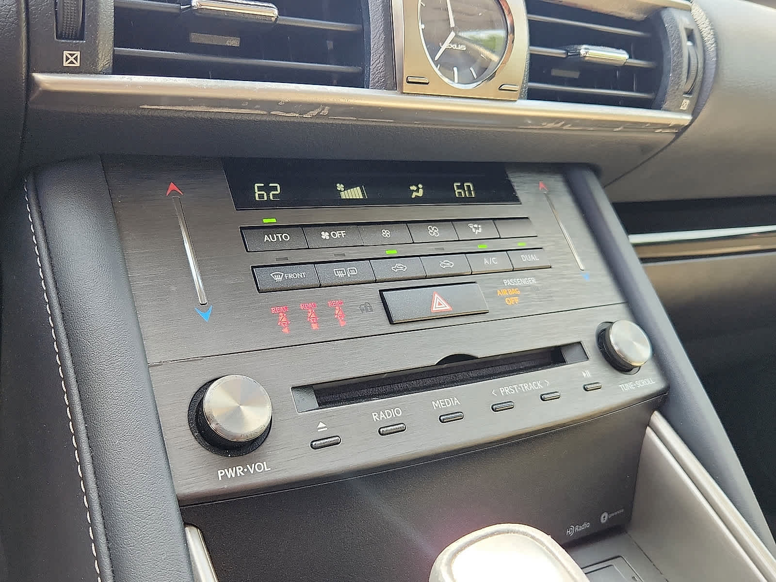 Used 2020 Lexus IS 300 AWD image 18