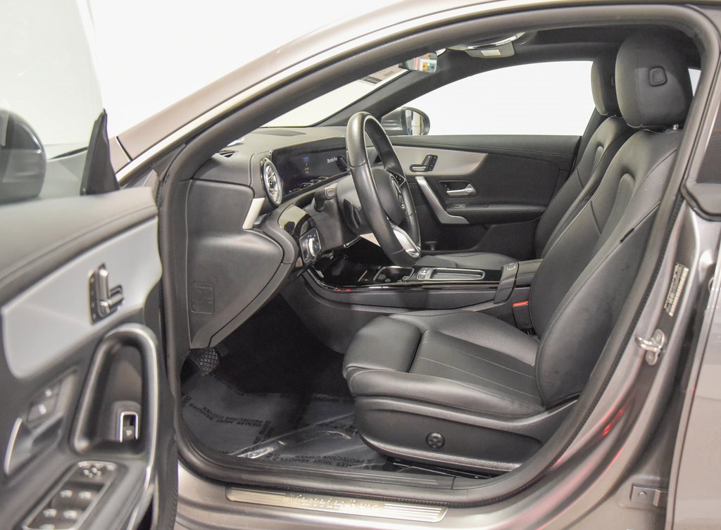 Used 2025 Mercedes-Benz CLA 250 4MATIC image 9