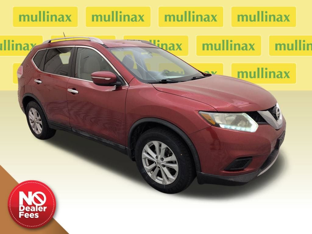 Used 2014 Nissan Rogue SV image 1