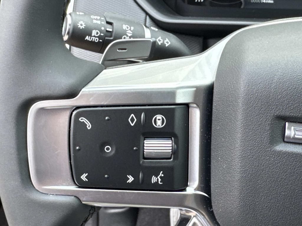 New 2026 Land Rover Discovery Dynamic SE AWD/4WD image 32