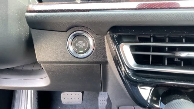 New 2026 Chevrolet Traverse RS w/ LPO, Floor Liner Package FWD image 18