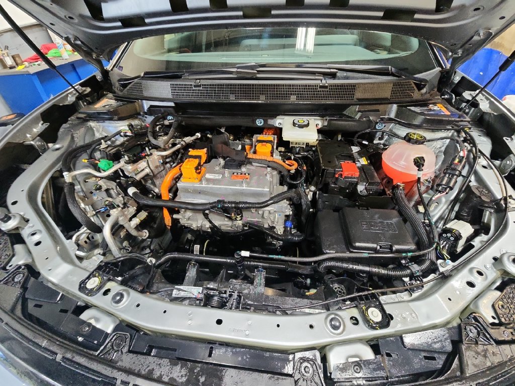 Certified 2026 Chevrolet Equinox EV RS AWD/4WD image 29