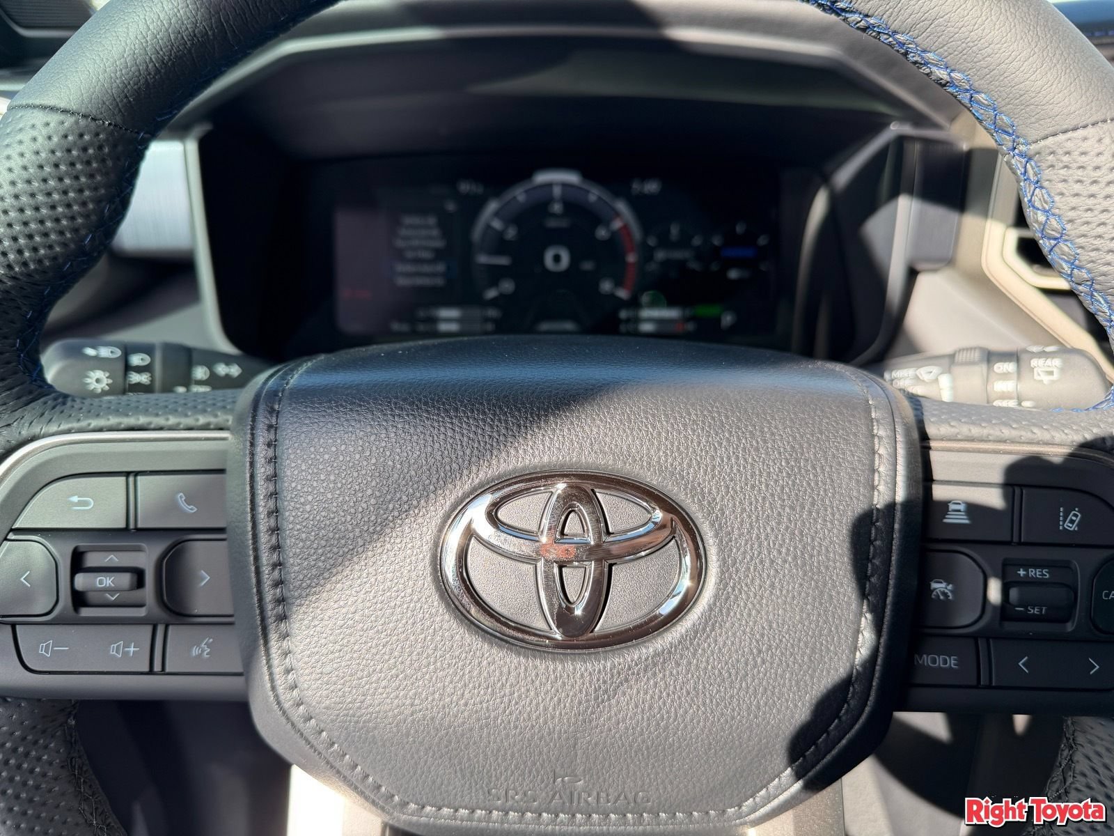 New 2026 Toyota Sequoia Platinum AWD/4WD image 19