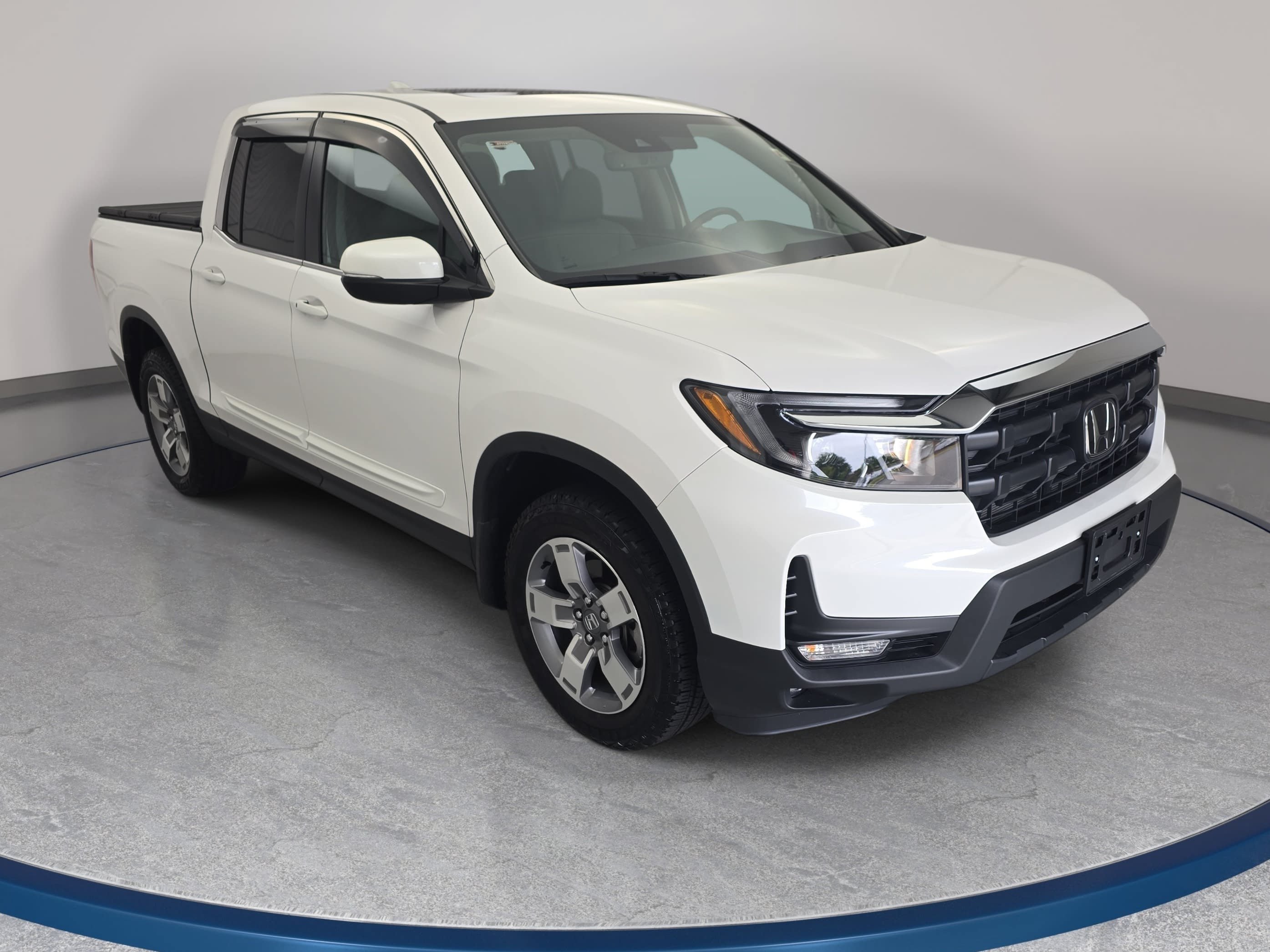 Used 2025 Honda Ridgeline RTL image 3