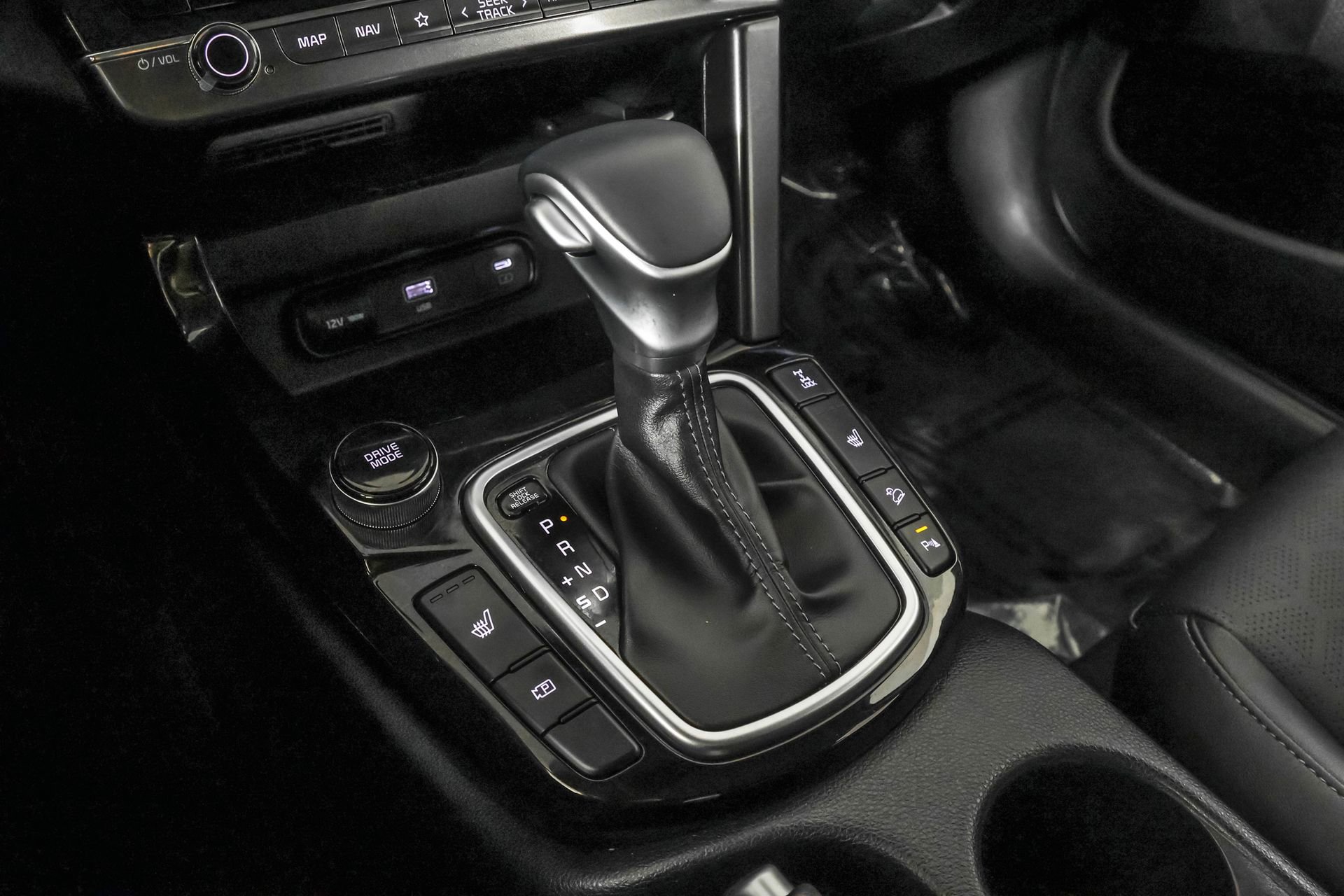 Used 2025 Kia Seltos EX image 33