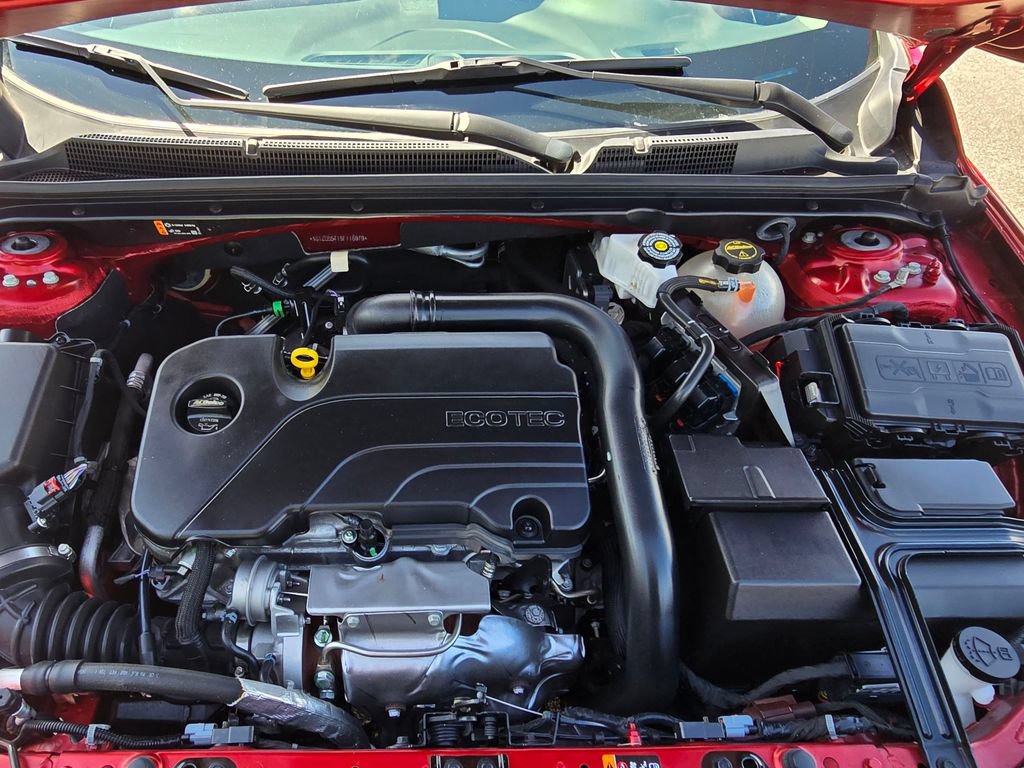 Certified 2025 Chevrolet Malibu LT FWD image 22