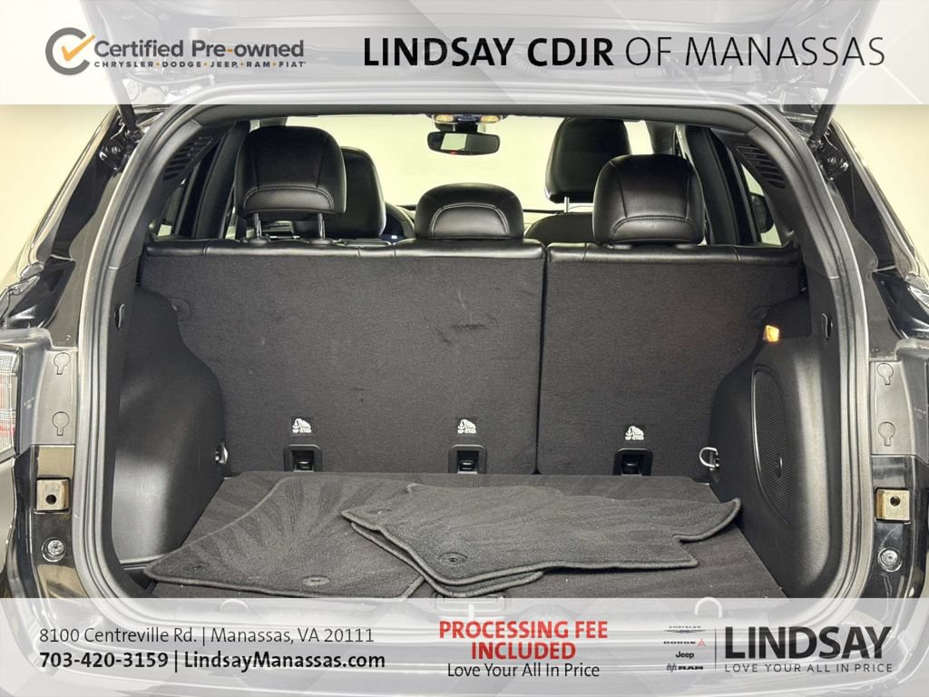 Used 2023 Jeep Compass High Altitude AWD/4WD image 16