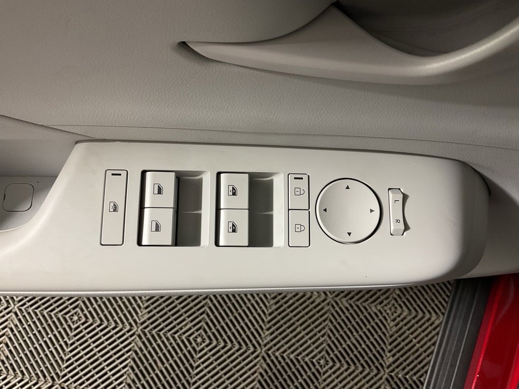 New 2026 Hyundai Kona SEL Sport image 17