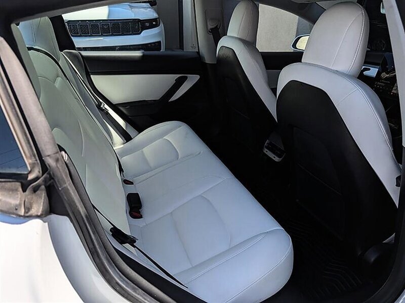 Used 2019 Tesla Model 3 Long Range AWD/4WD image 26