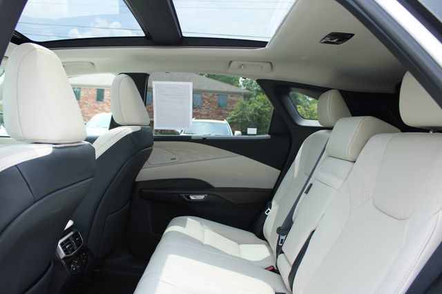 Used 2025 Lexus RX 350 AWD w/ Convenience Package image 28
