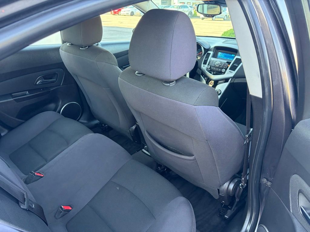 Used 2015 Chevrolet Cruze LT w/ Sun And Sound Package FWD image 22