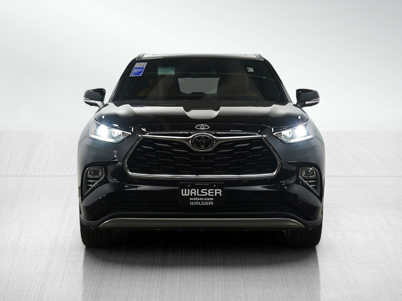 Used 2023 Toyota Highlander Platinum image 8