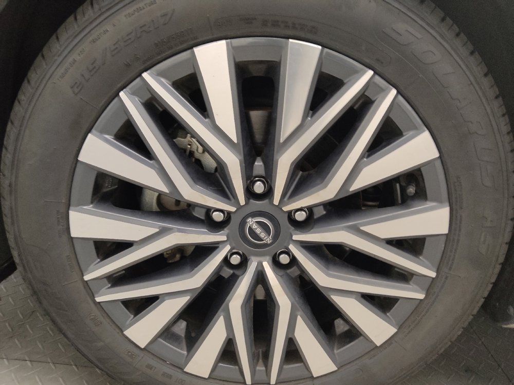 Used 2024 Nissan Altima 2.5 SV image 31