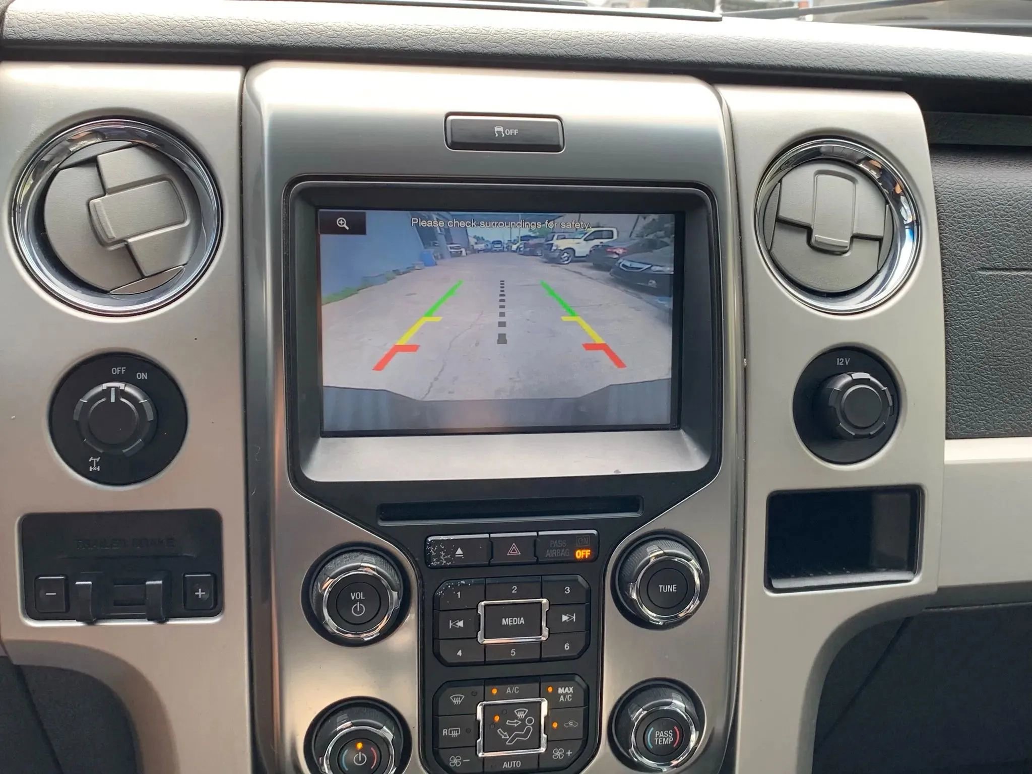 Used 2014 Ford F150 FX2 w/ Equipment Group 402A Luxury RWD image 11