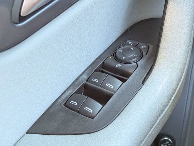 Used 2020 Chevrolet Blazer LT FWD image 24