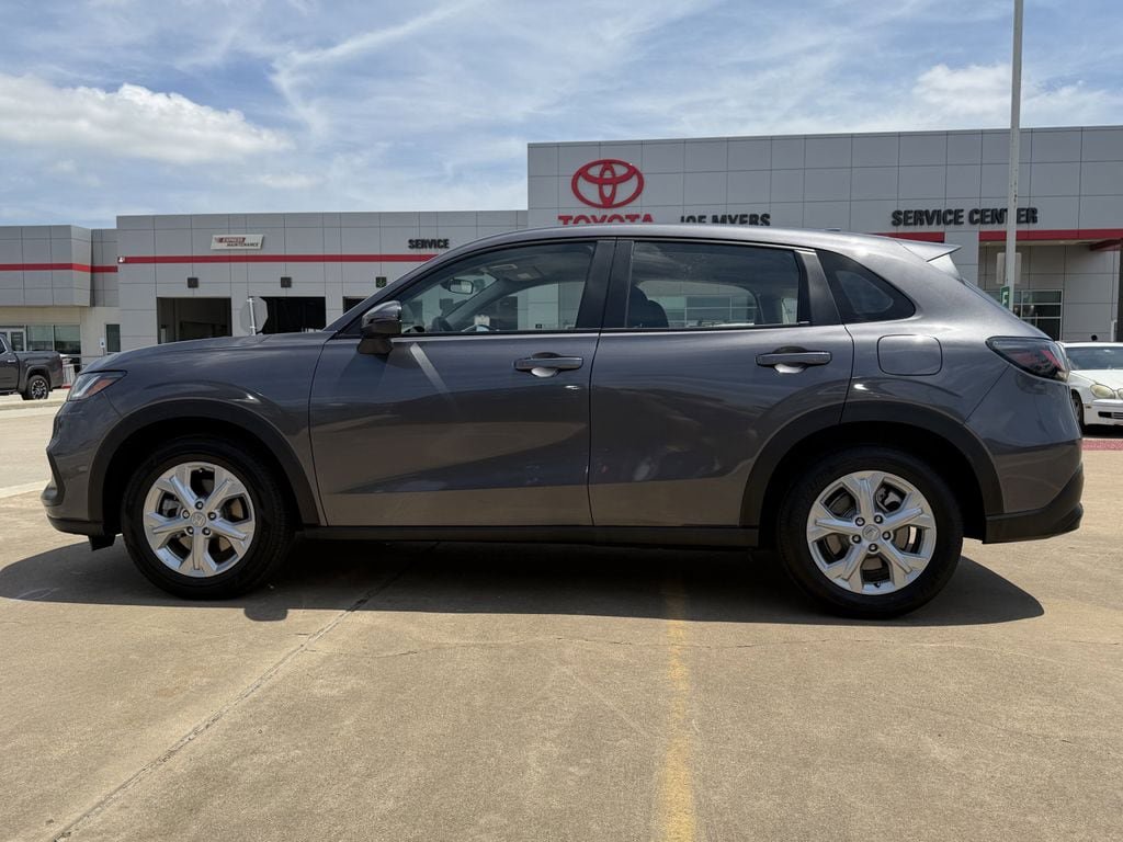 Used 2025 Honda HR-V LX image 6