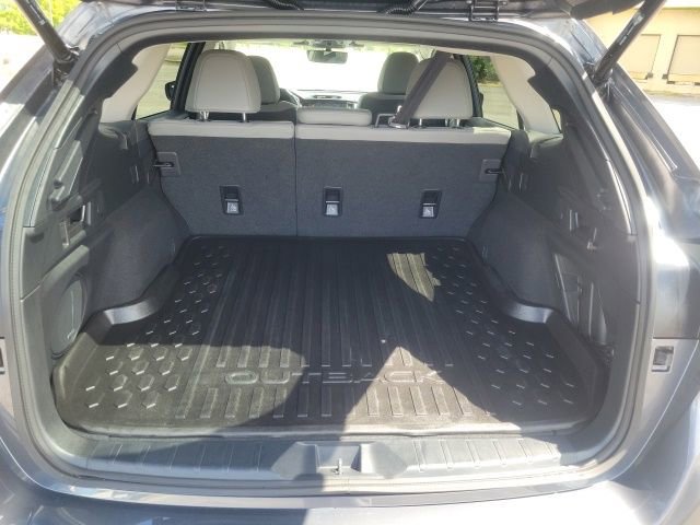 Used 2023 Subaru Outback Limited AWD/4WD image 7