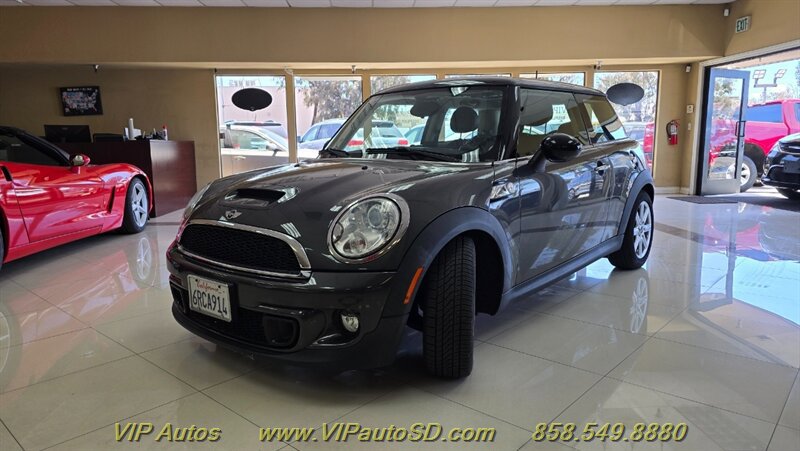 Used 2011 MINI Cooper S FWD image 2