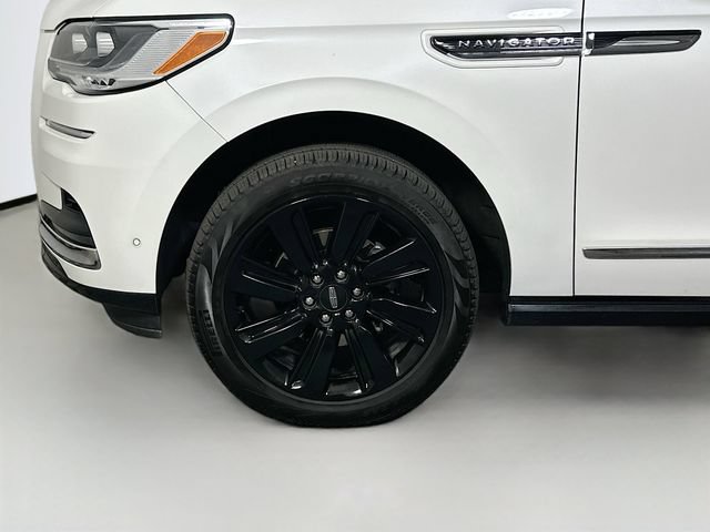 Certified 2023 Lincoln Navigator L Black Label AWD/4WD image 38