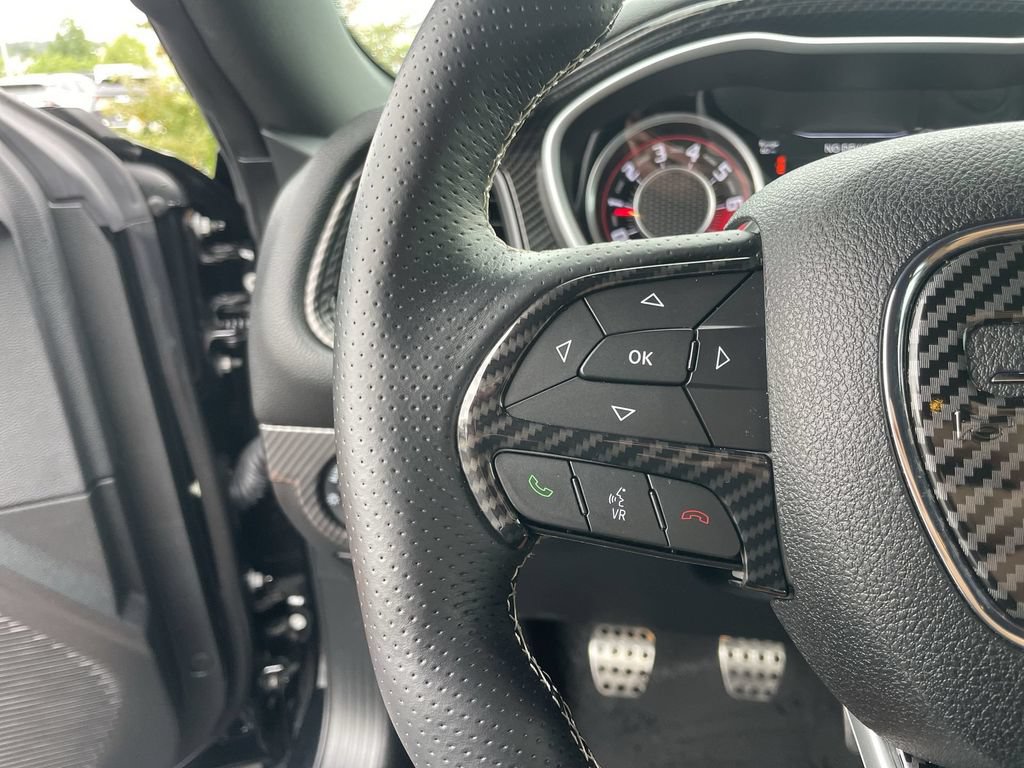 Used 2016 Dodge Challenger SRT w/ Technology Group RWD image 16