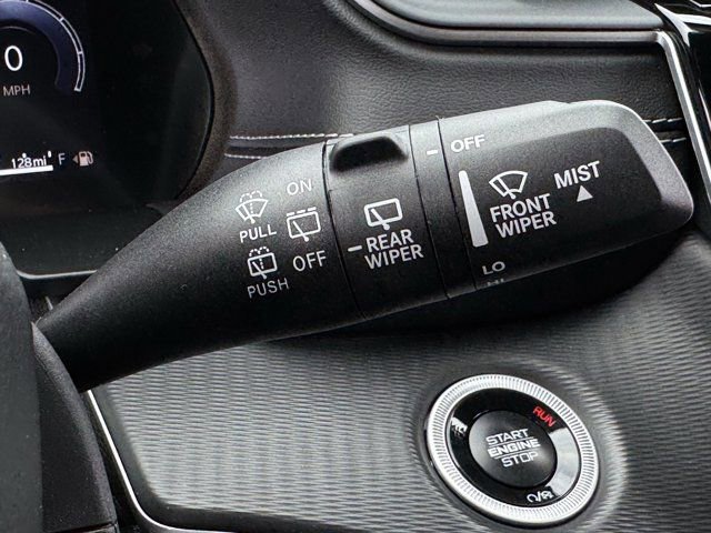 Used 2024 Jeep Grand Cherokee L Altitude image 24