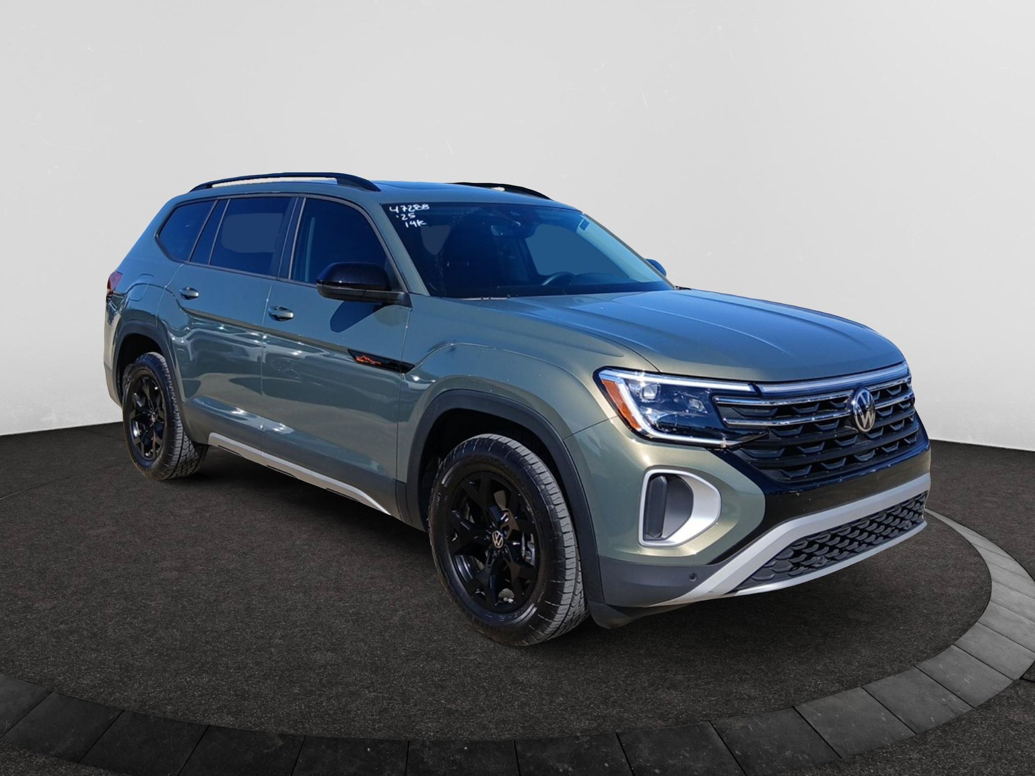 Used 2025 Volkswagen Atlas Peak Edition SE