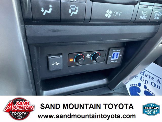 Used 2024 Toyota 4Runner Limited AWD/4WD image 21