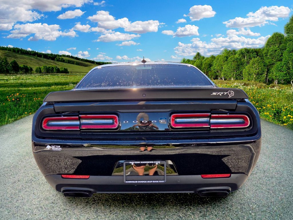 Used 2022 Dodge Challenger SRT Hellcat RWD image 5