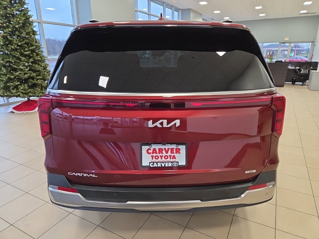 Used 2025 Kia Carnival SX image 8