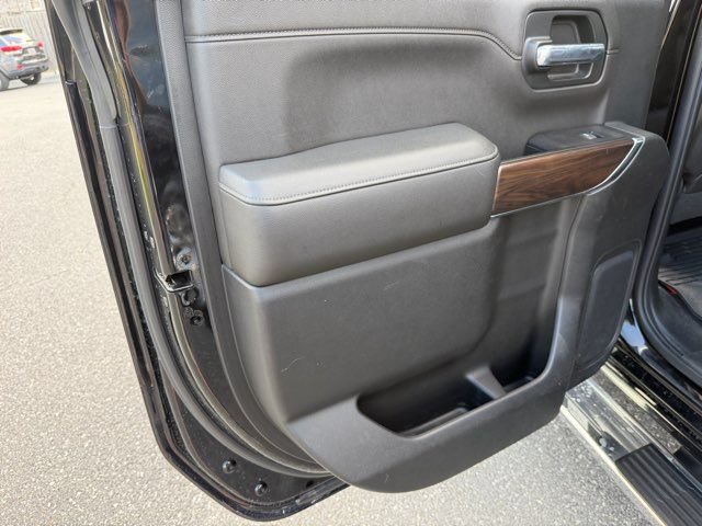 Used 2019 GMC Sierra 1500 SLT w/ SLT Premium Plus Package AWD/4WD image 21