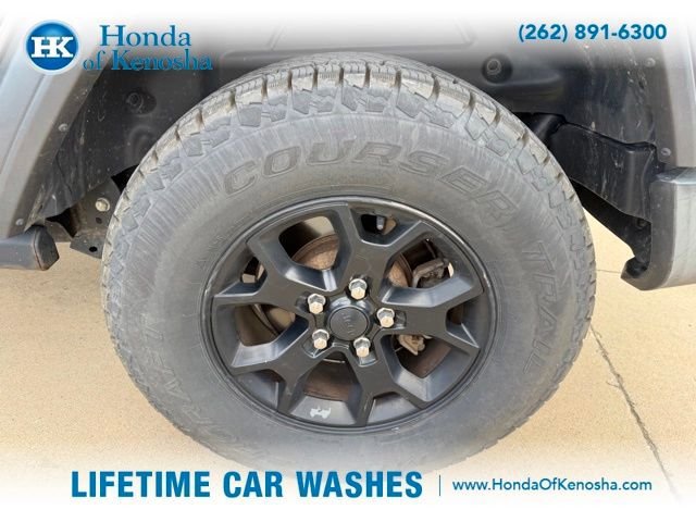 Used 2020 Jeep Wrangler Unlimited Sport AWD/4WD image 3