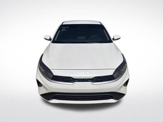 Used 2023 Kia Forte LXS w/ LXS Technology Package FWD image 8