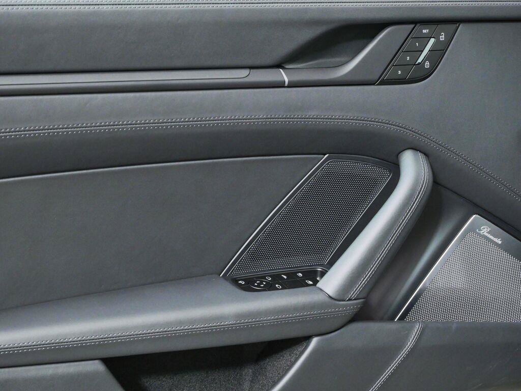 Certified 2026 Porsche 911 GTS RWD image 6
