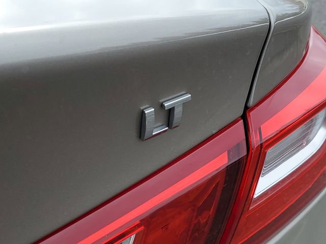 Used 2023 Chevrolet Malibu LT image 30