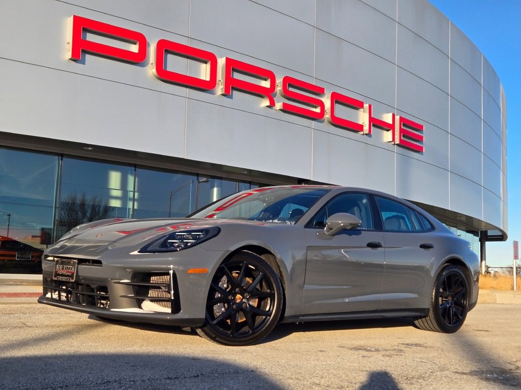 Used 2025 Porsche Panamera 4 image 1