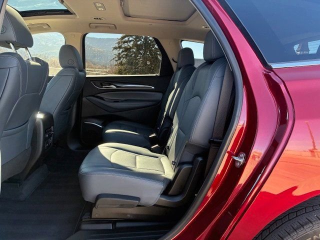 Used 2020 Buick Enclave Premium w/ Sun and Sites Package image 19