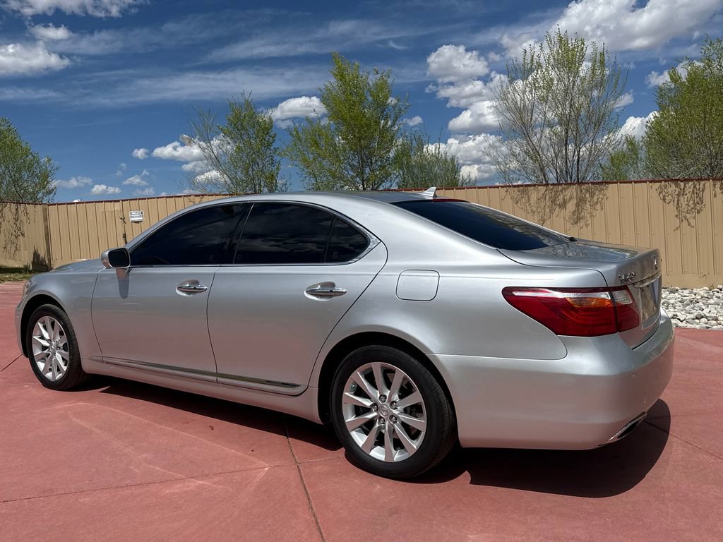 Used 2010 Lexus LS 460 AWD image 5