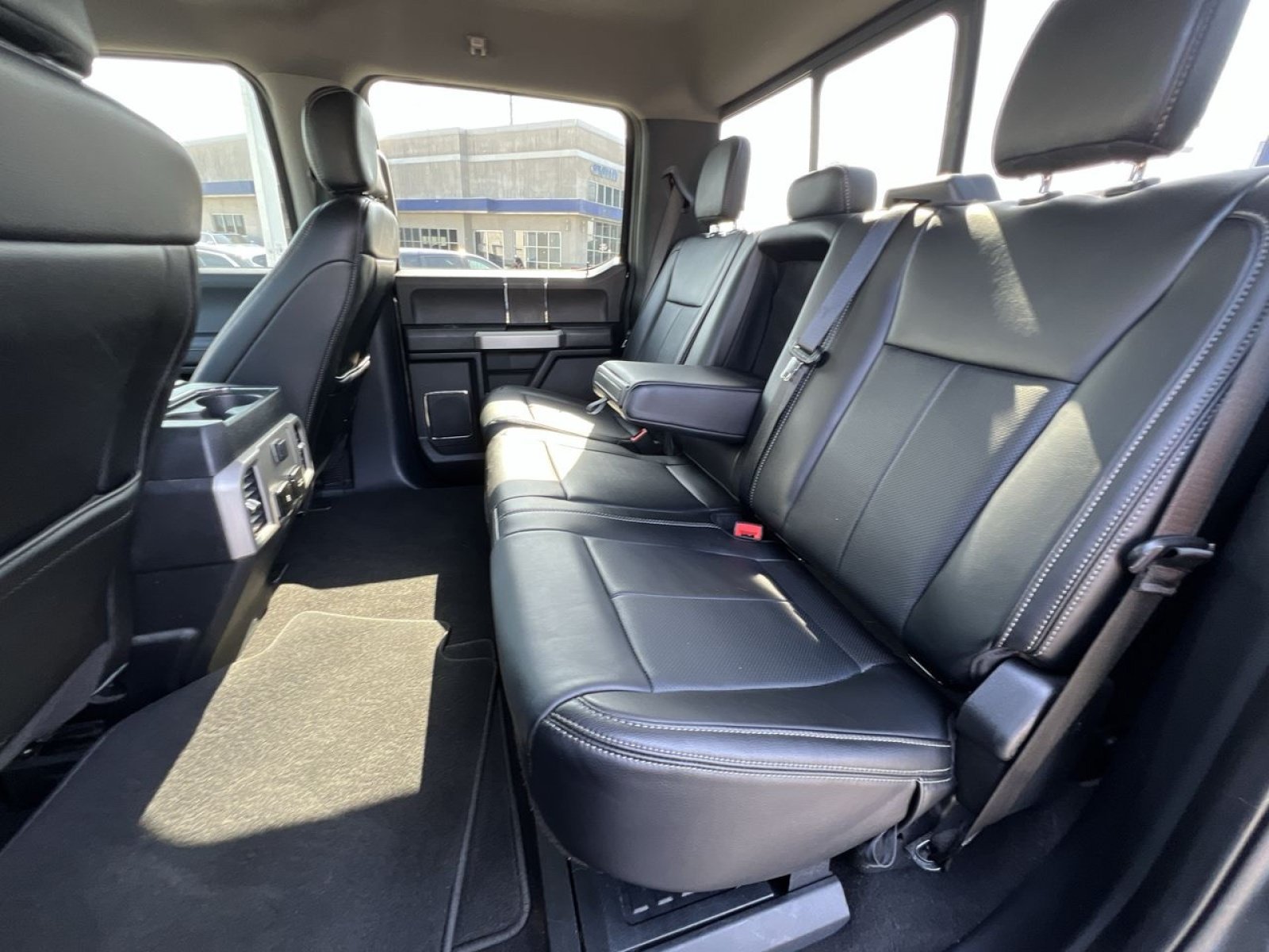 Used 2020 Ford F250 Lariat w/ Lariat Ultimate Package AWD/4WD image 5