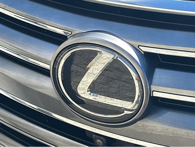 Used 2019 Lexus LX 570 4WD w/ Luxury Package image 41