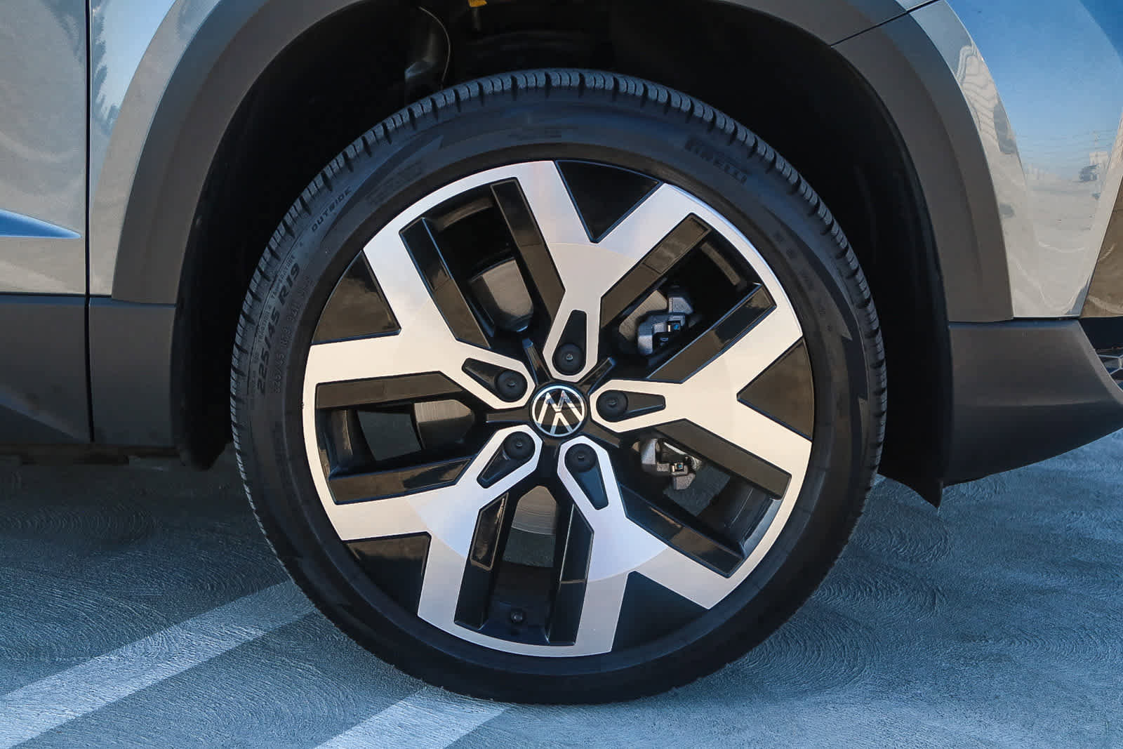 Used 2022 Volkswagen Taos SEL image 11