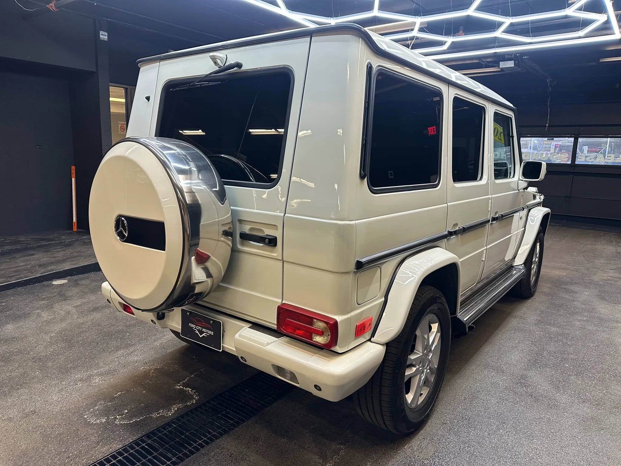 Used 2012 Mercedes-Benz G 550 image 5