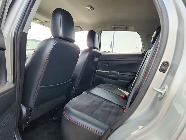Used 2018 Mitsubishi Outlander Sport SE AWD/4WD image 10