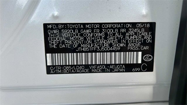 Used 2018 Lexus LS 500 w/ Accessory Package (Z2) image 30